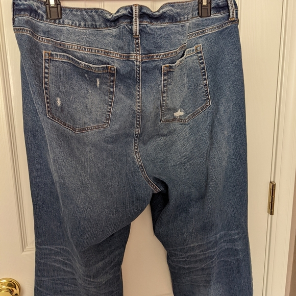 TORRID Boyfriend Straight Leg Stretch Jeans, Distressed - Picture 8 of 16